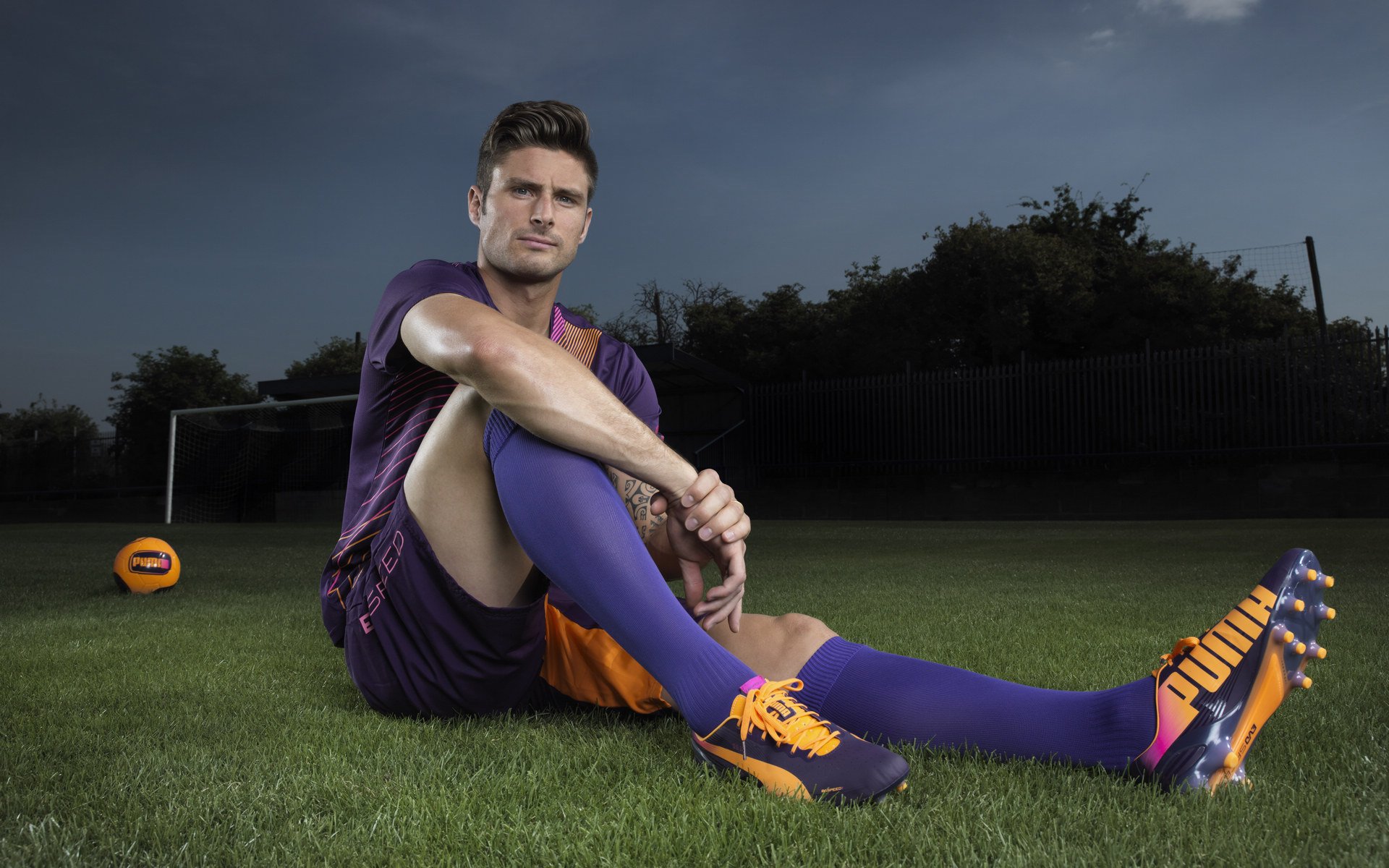 拥抱挑战:车手心理调适的秘密武器,拥抱汽车